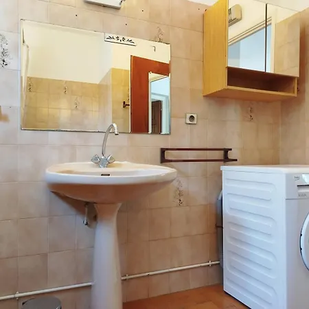 Villa Rez De Jardin Pour Ce T3 Spacieux Proche Et Commerces - 4berna1 Saint-Cyprien (Pyrenees-Orientales)